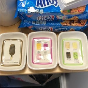 Rae Dunn set of three desert plate.